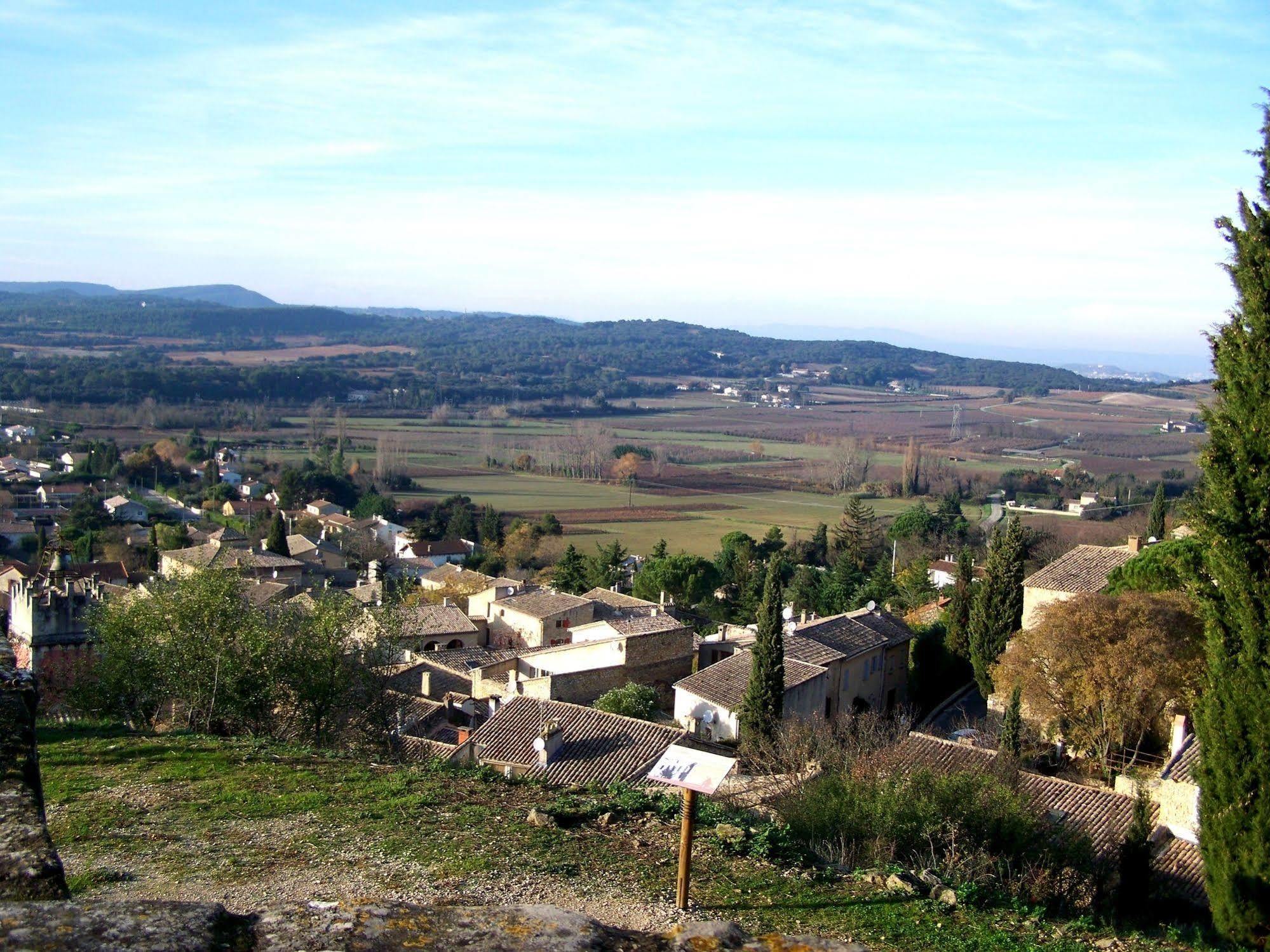 Lou Caleou 2* Vénéjan